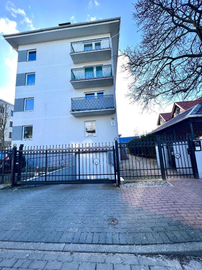 Apartament Centrum 13 Z Garazem Podziemnym Владиславово Екстер'єр фото
