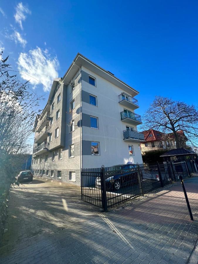 Apartament Centrum 13 Z Garazem Podziemnym Владиславово Екстер'єр фото